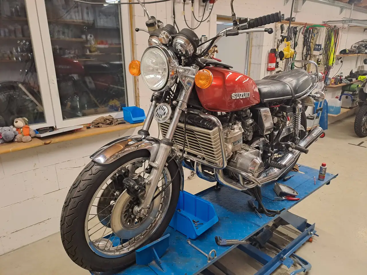 Suzuki GT 750