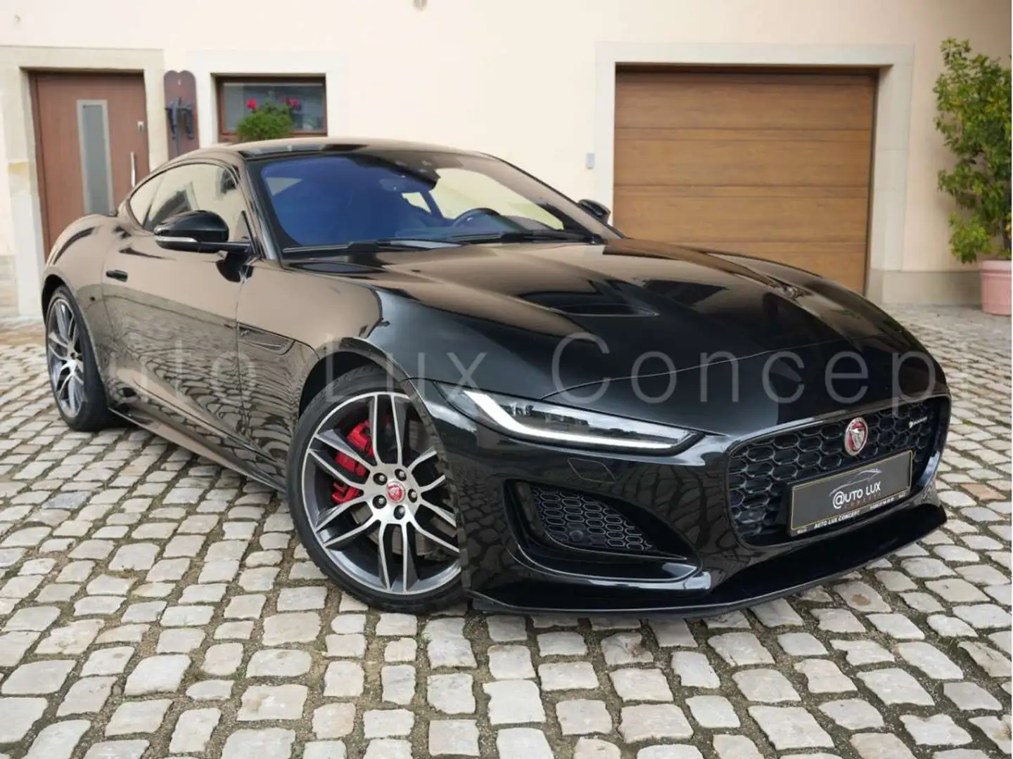 Jaguar F-Type P300 R-Dynamic/Black Pack/Keyless/Meridian/12-Way Noir - 2