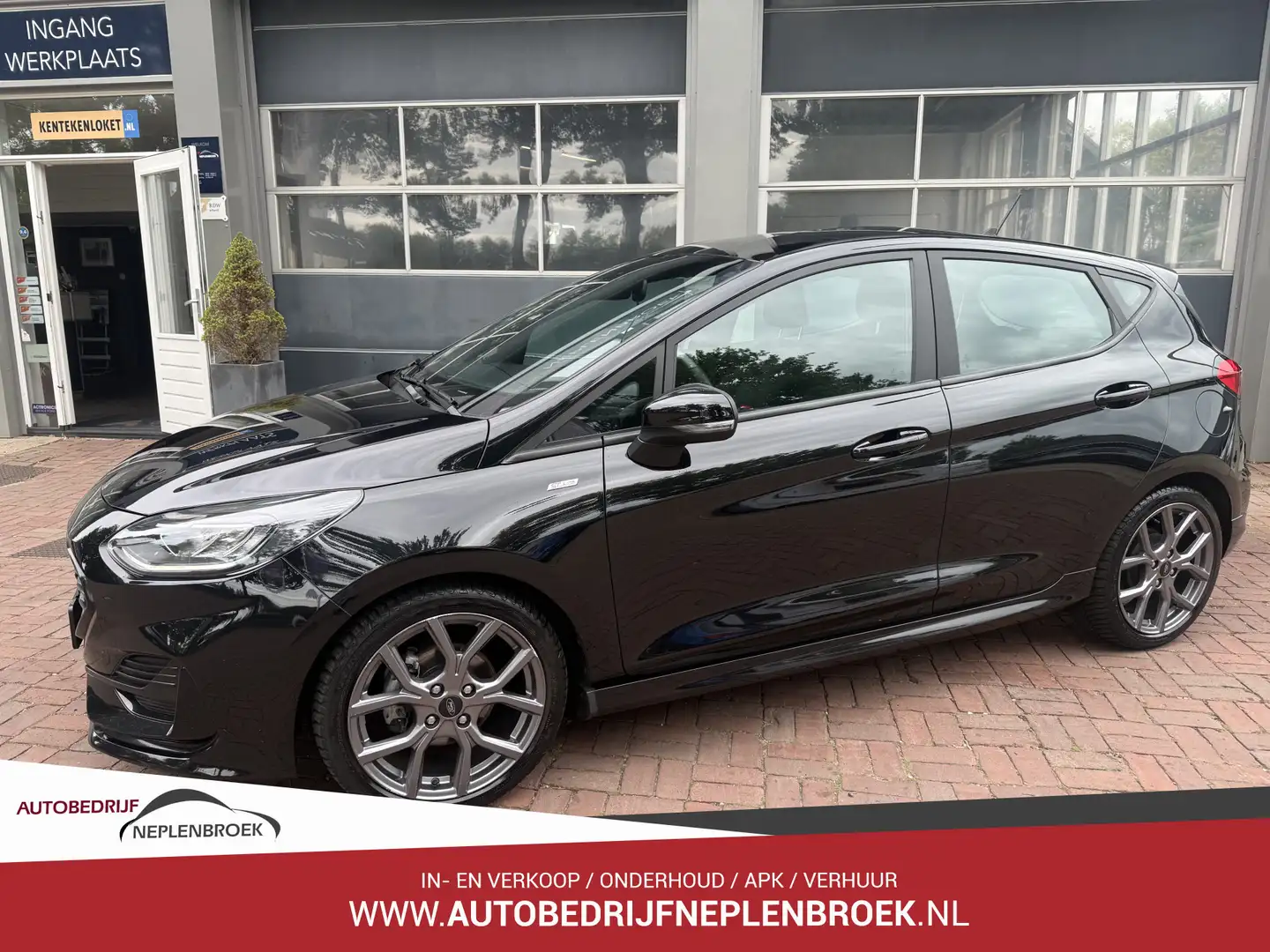 Ford Fiesta 1.0 EcoBoost Hybrid ST-Line X (5-drs Hatchb.)  11- Schwarz - 1