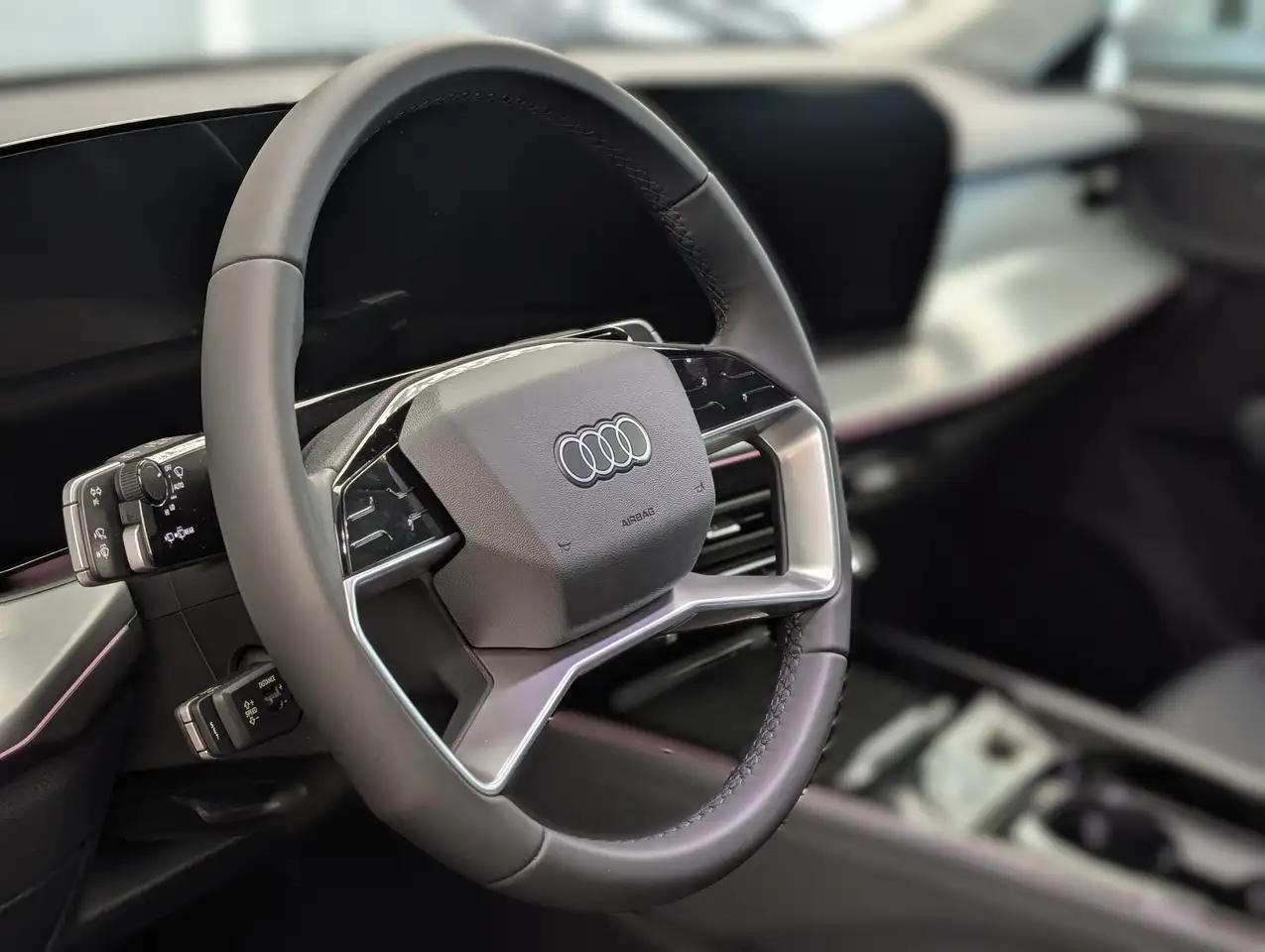 Audi Q3 снимка Audi Q3