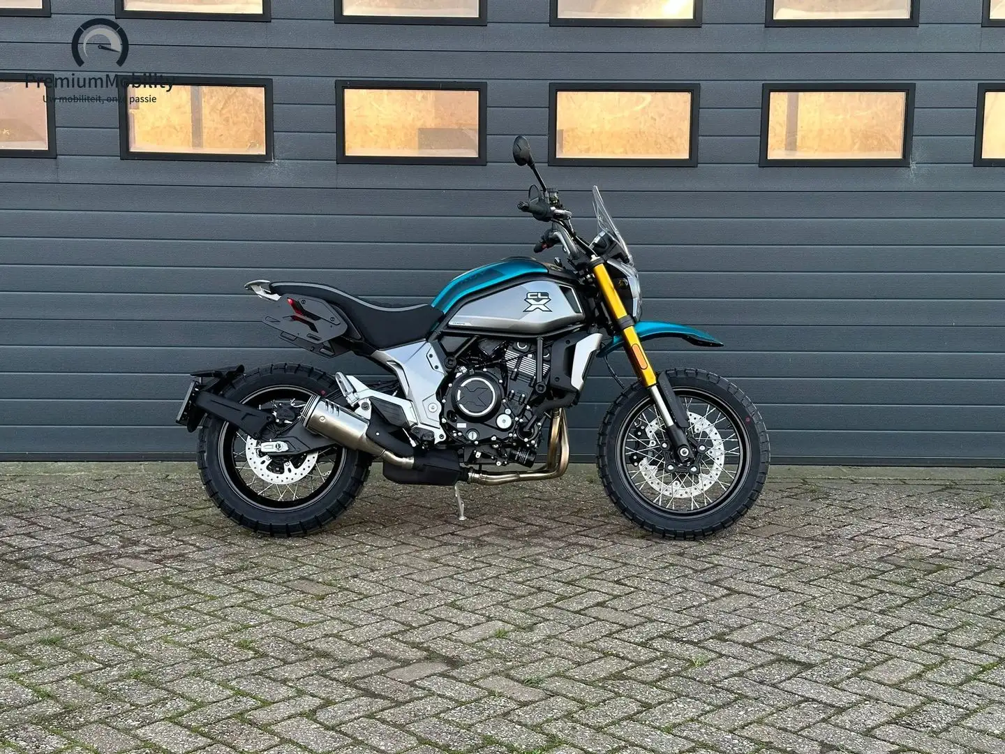 CFMOTO 700 CL-X ADVENTURE Blue - 1