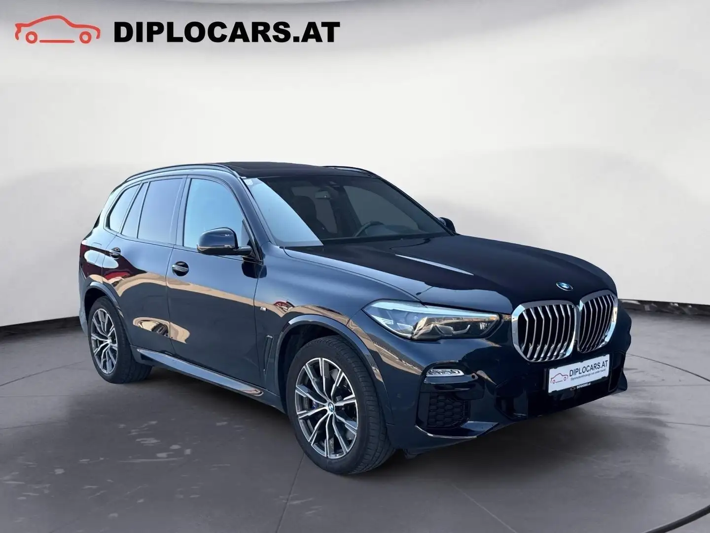BMW X5 xDrive 30 d M Sport Schwarz - 1
