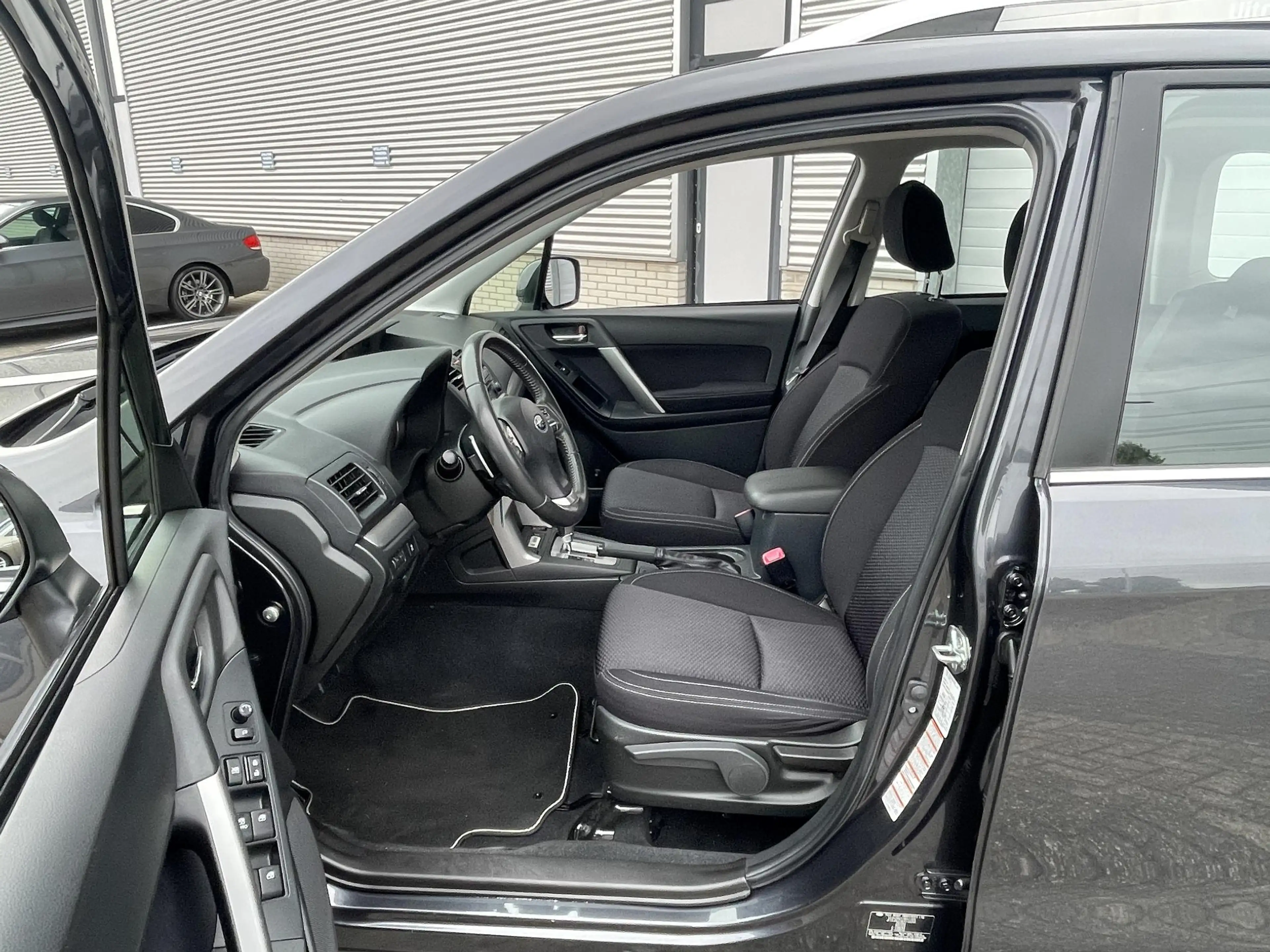 Subaru Forester 2.0 Luxury Trekhaak| Lage km stand| Dealer onderho — photo 16