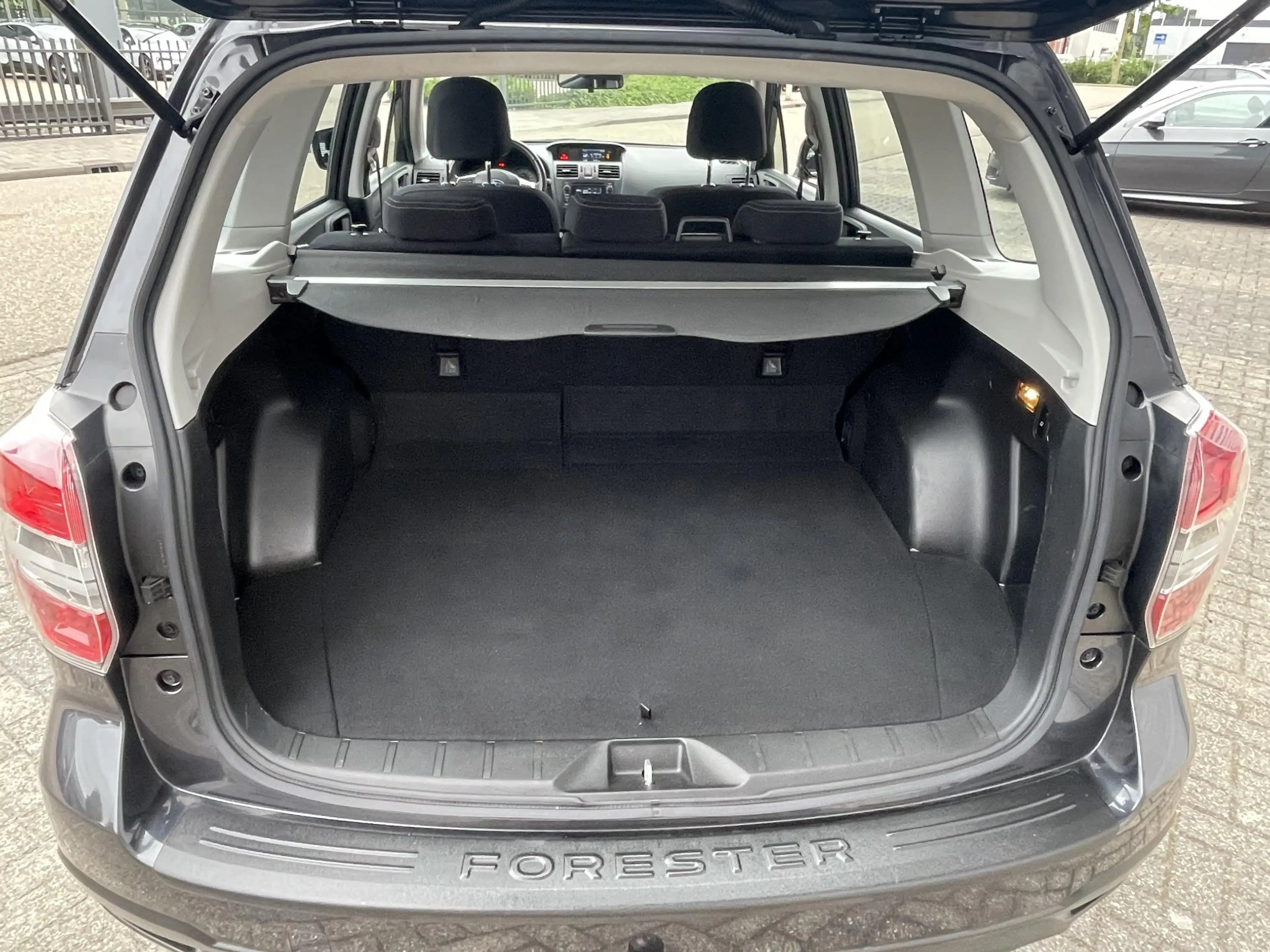 Subaru Forester 2.0 Luxury Trekhaak| Lage km stand| Dealer onderho — photo 18