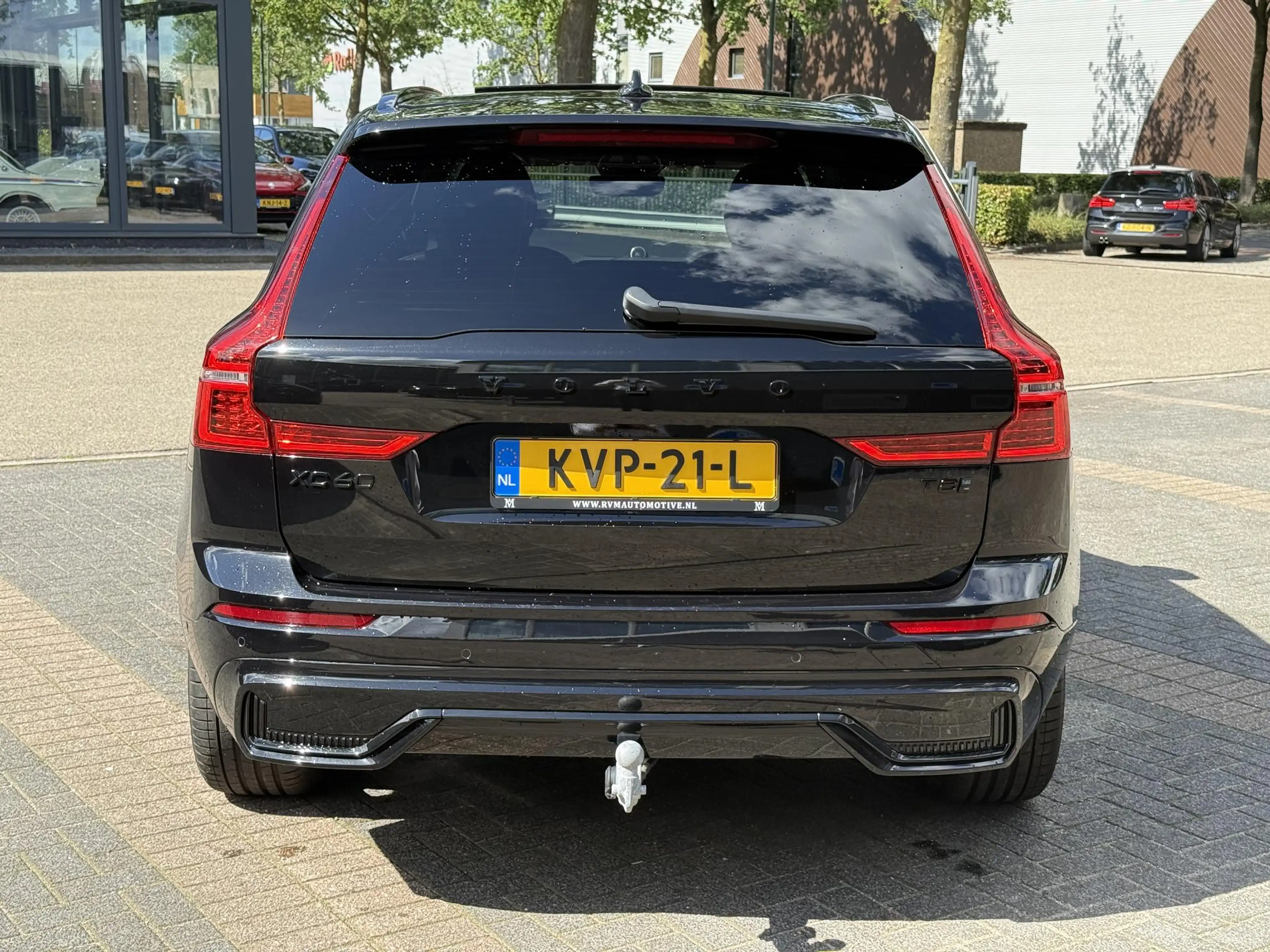 Volvo XC60 2.0 T8 Plug-in hybrid AWD Plus Dark LUCHTVERING| B — photo 7