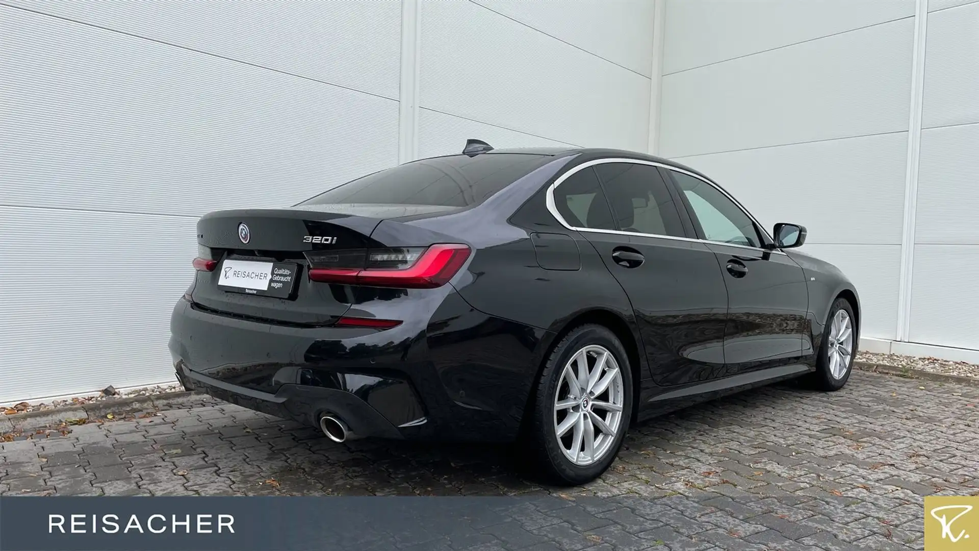 BMW 320 i xDrive Lim M Sport,LCPro.LED,el.Sitze,RFK Schwarz - 2
