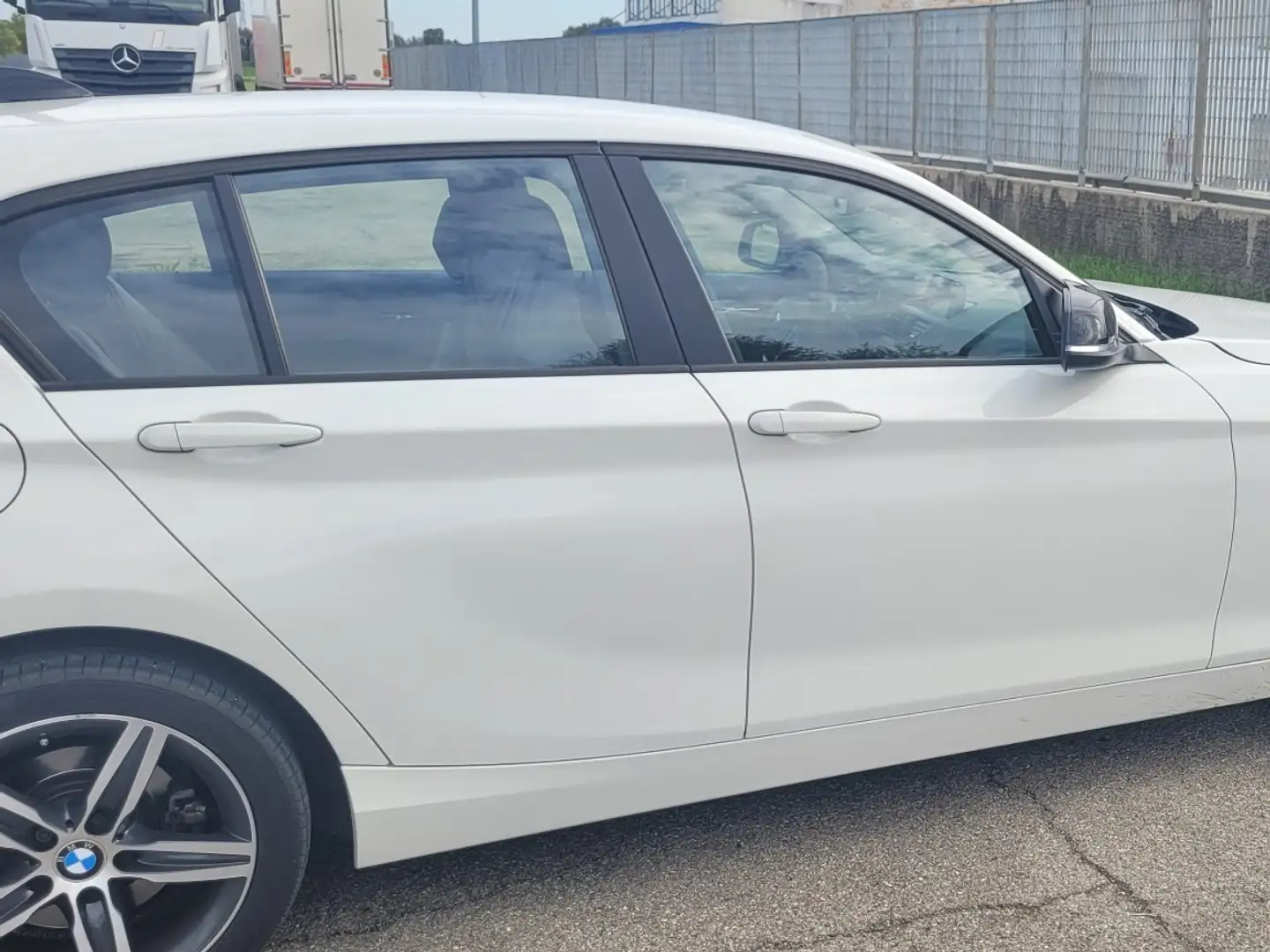BMW 120 120d 5p xdrive Unique - 2