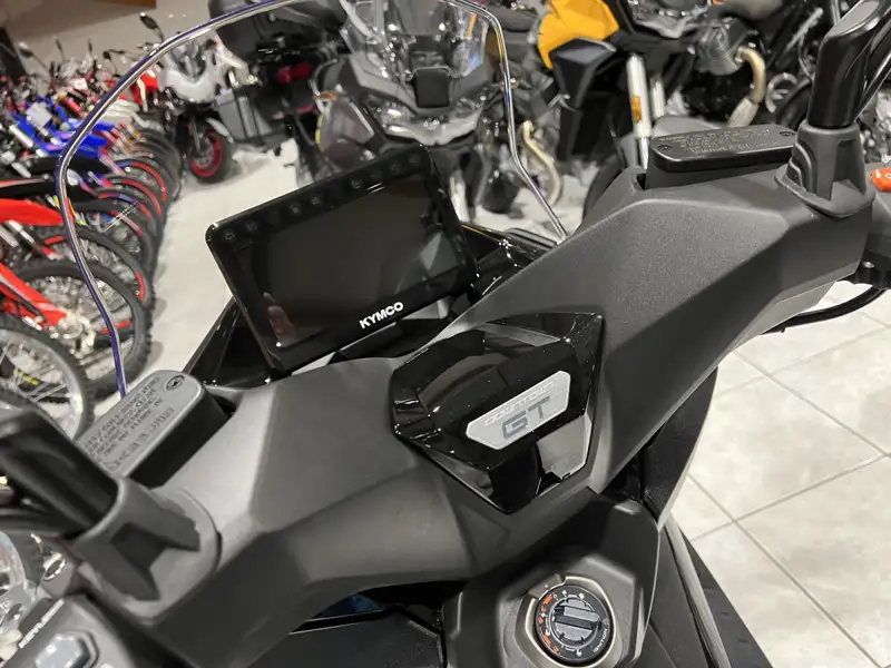 Kymco Downtown 125i - foto 6