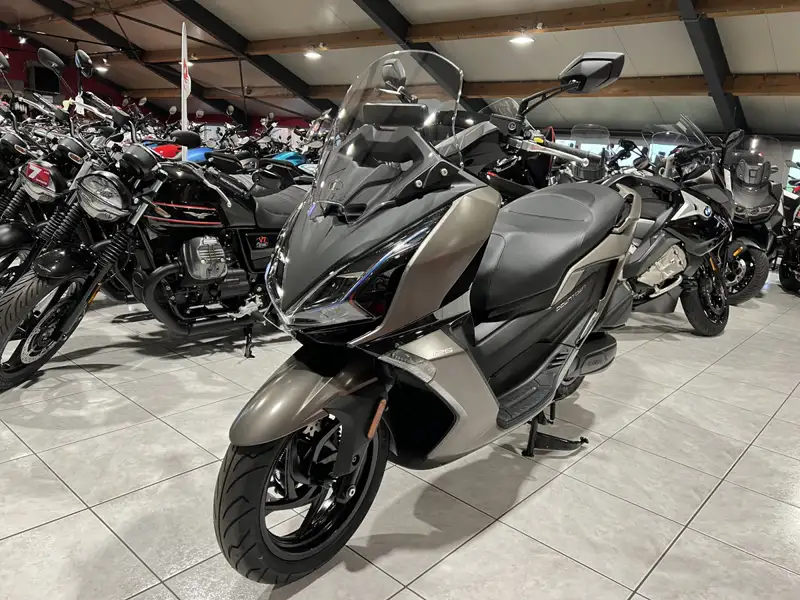Kymco Downtown 125i - foto 2