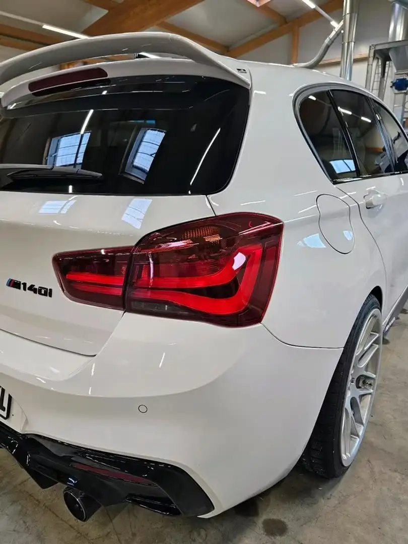BMW 140 1er (5-Türer) M140i Special Edition Weiß - 1