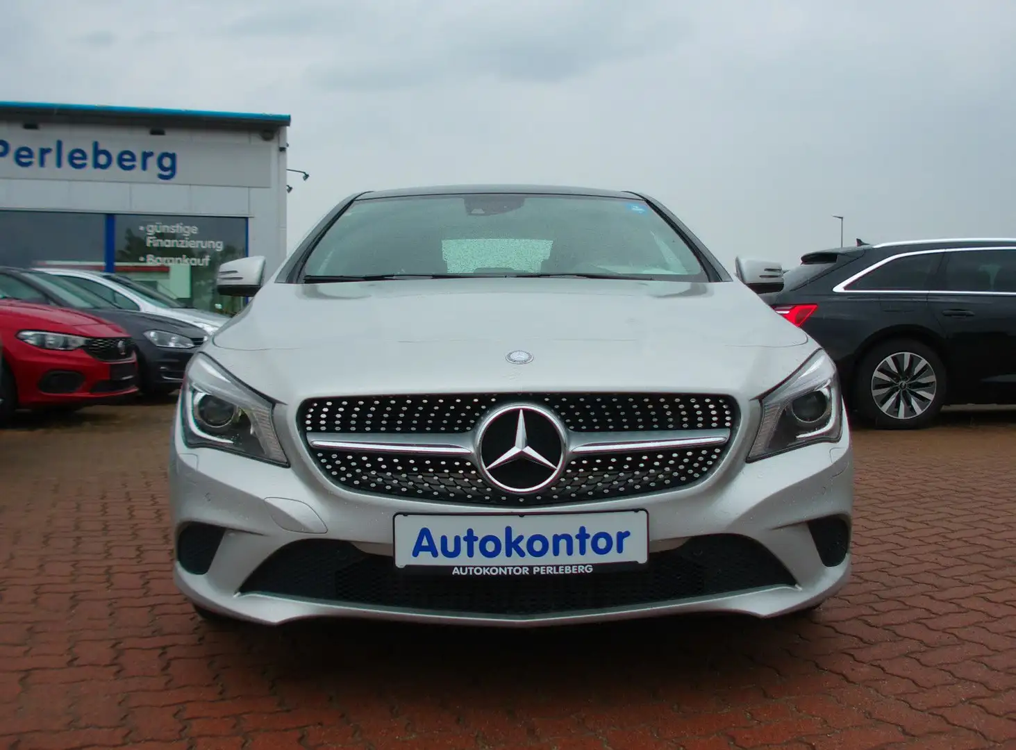 Mercedes-Benz CLA 250 4Matic.Bi-Xenon.65TKM.Leder Argent - 2