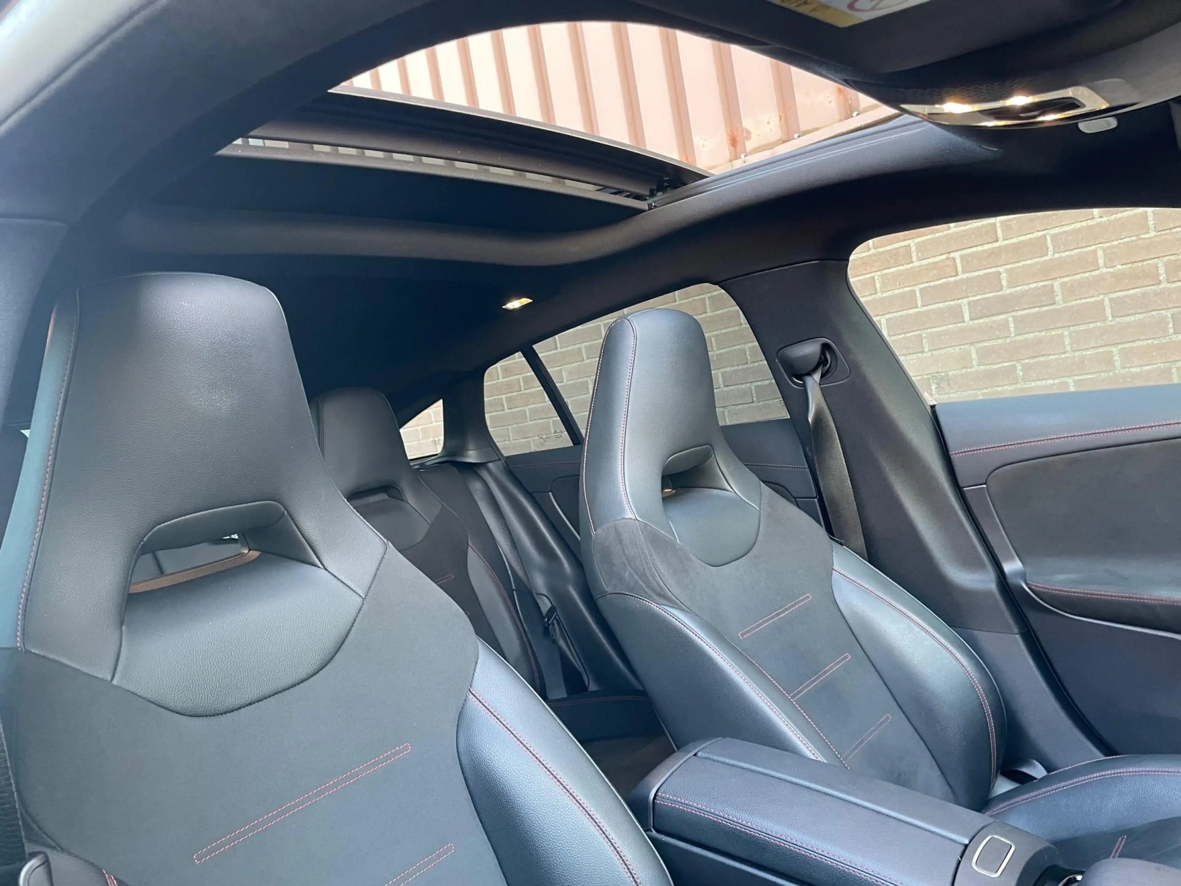 Mercedes-Benz CLA 45 AMG Shooting Brake 4MATIC+ BTW 21% — photo 15