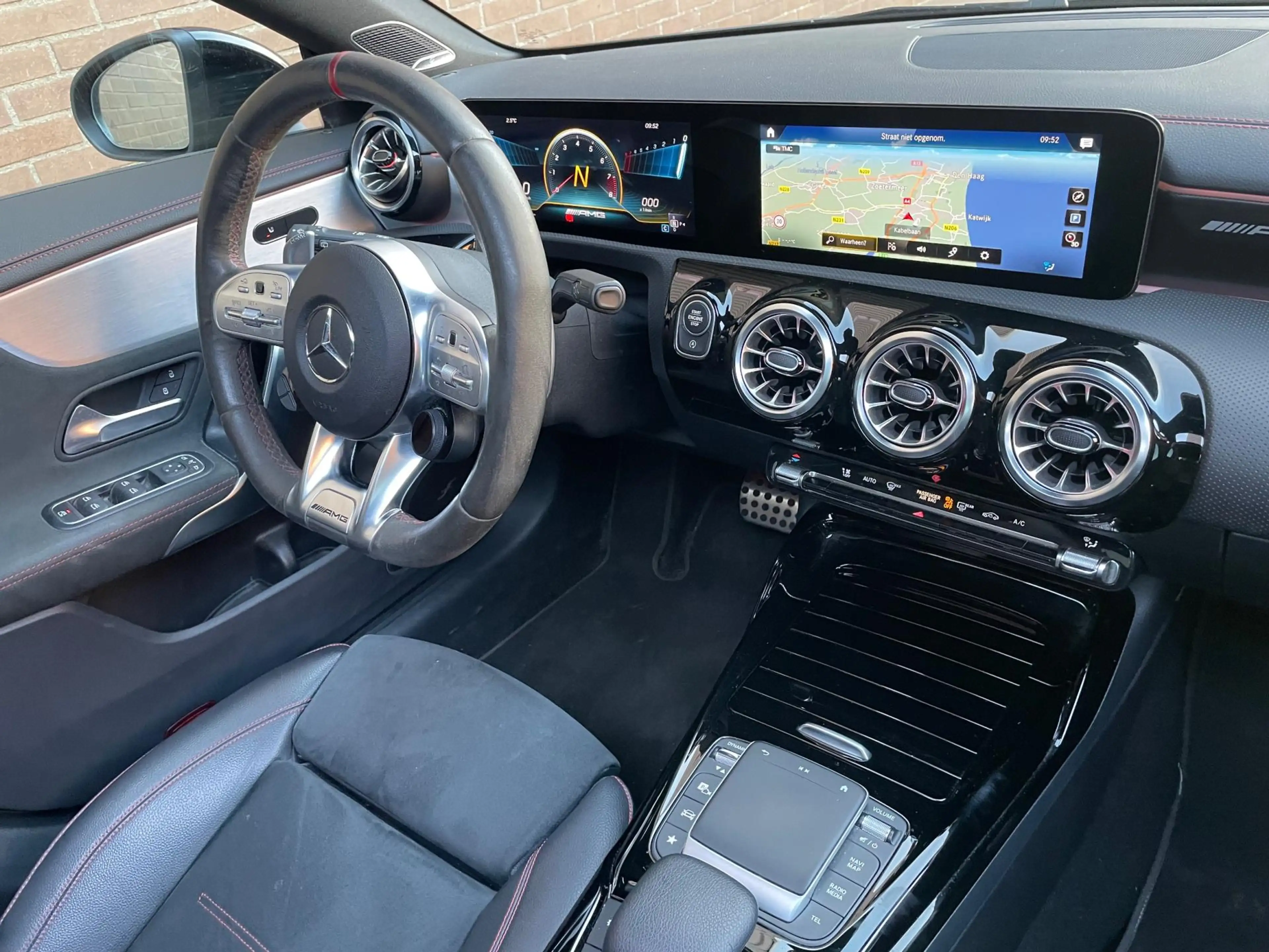 Mercedes-Benz CLA 45 AMG Shooting Brake 4MATIC+ BTW 21% — photo 10