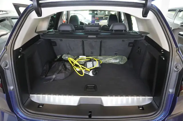 BMW X3 view 10