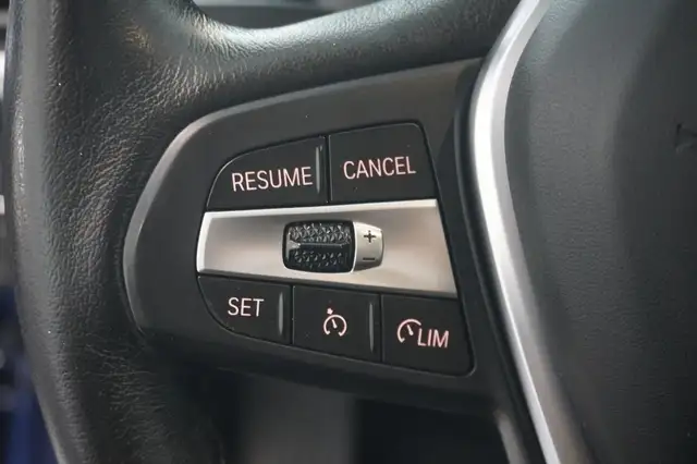 BMW X3 view 12