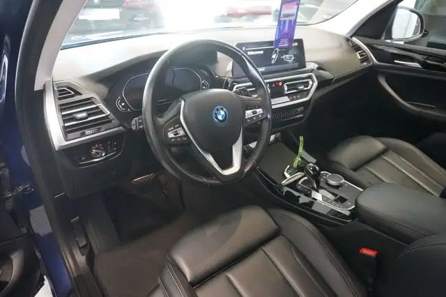 BMW X3 view 7