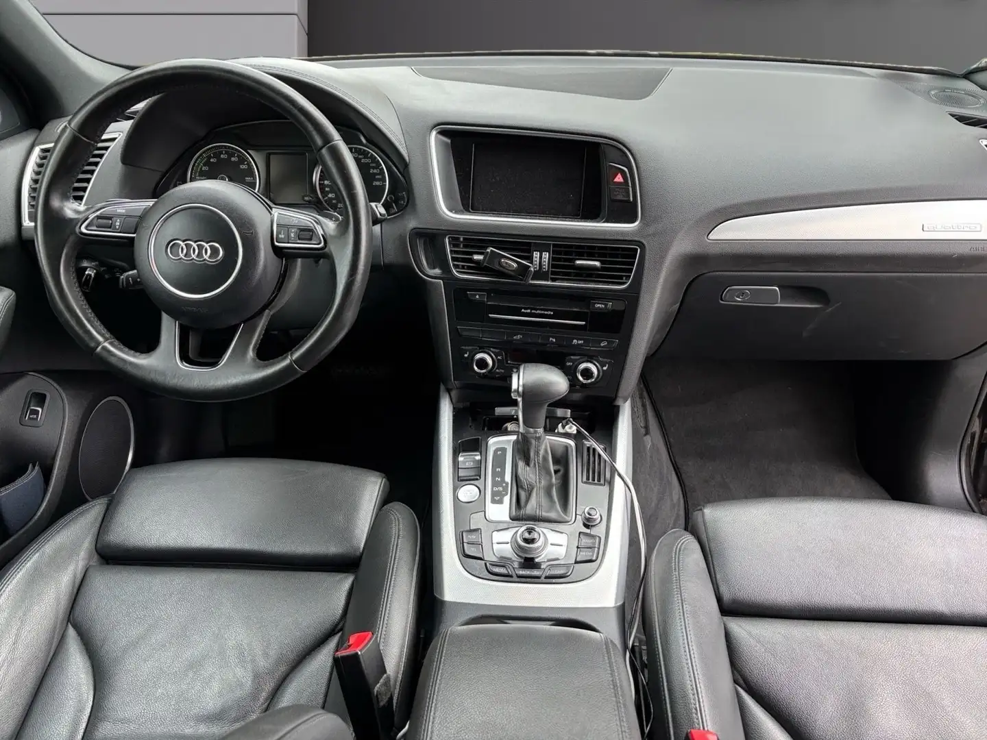 Audi Q5 Quattro Avus Tiptronic A Gris - 2
