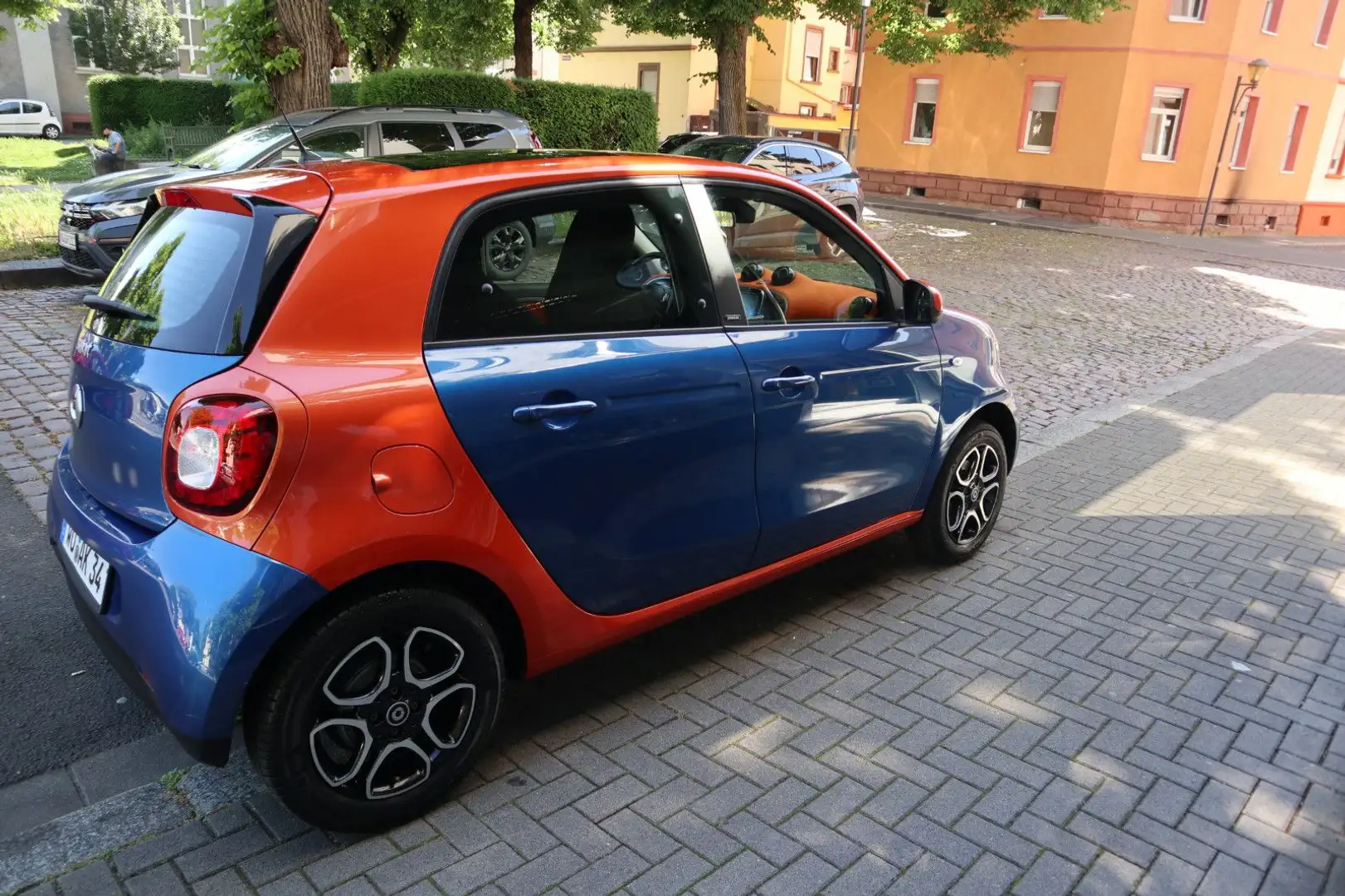 smart forFour 66kW/Panorama/Rückfahrkamera/JBL/Navi Naranja - 2