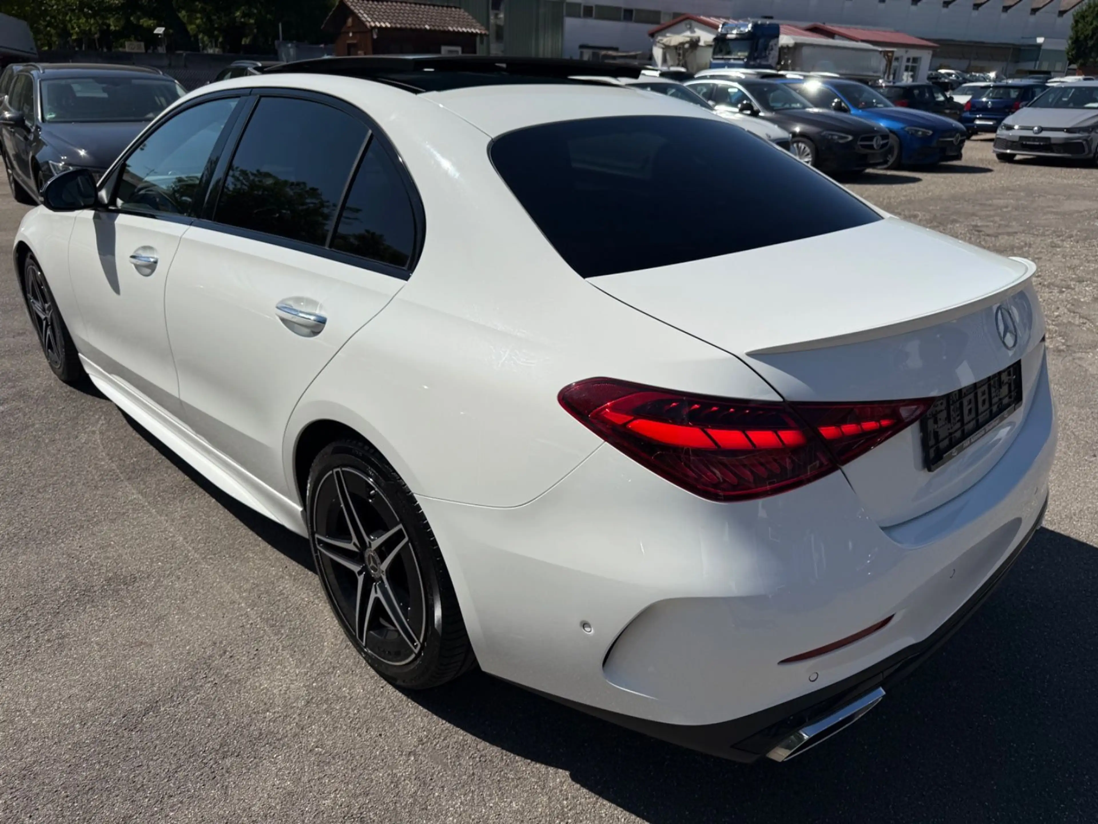 Mercedes-Benz C 220 d LIm.AMG-Line*Pano+Night-Paket+AHK+OLED* — photo 7