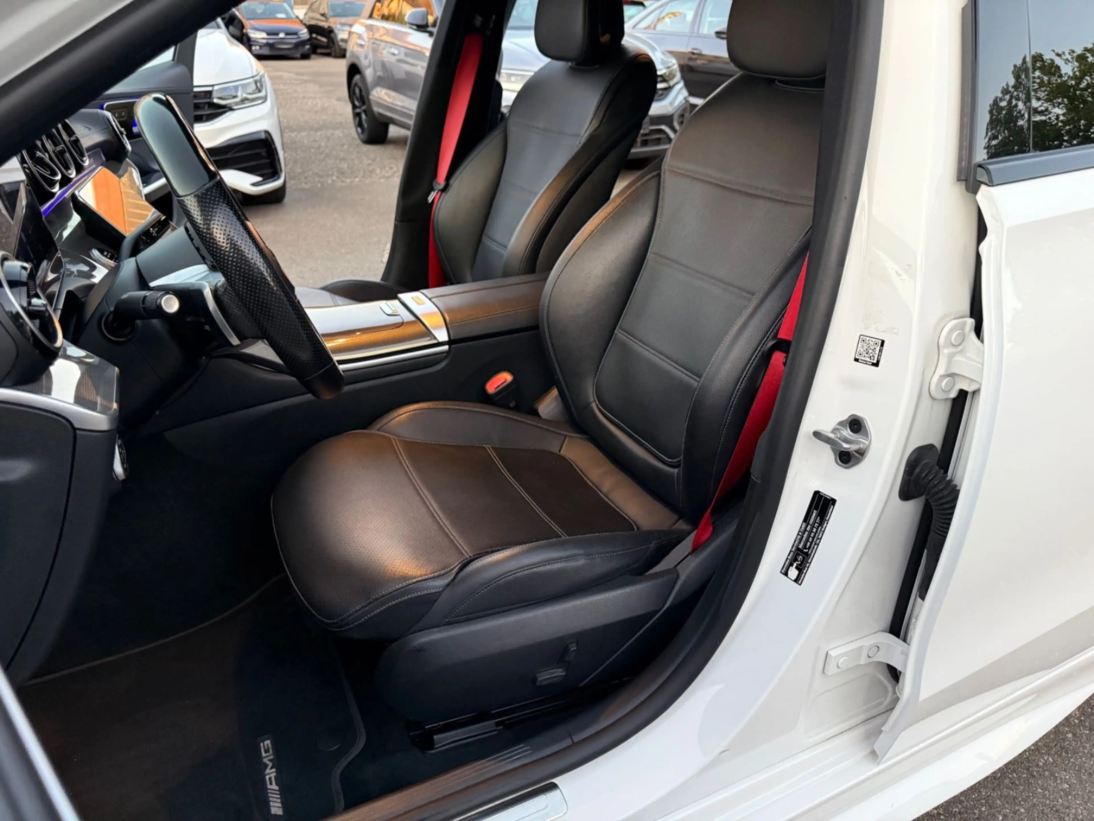 Mercedes-Benz C 220 d LIm.AMG-Line*Pano+Night-Paket+AHK+OLED* — photo 13