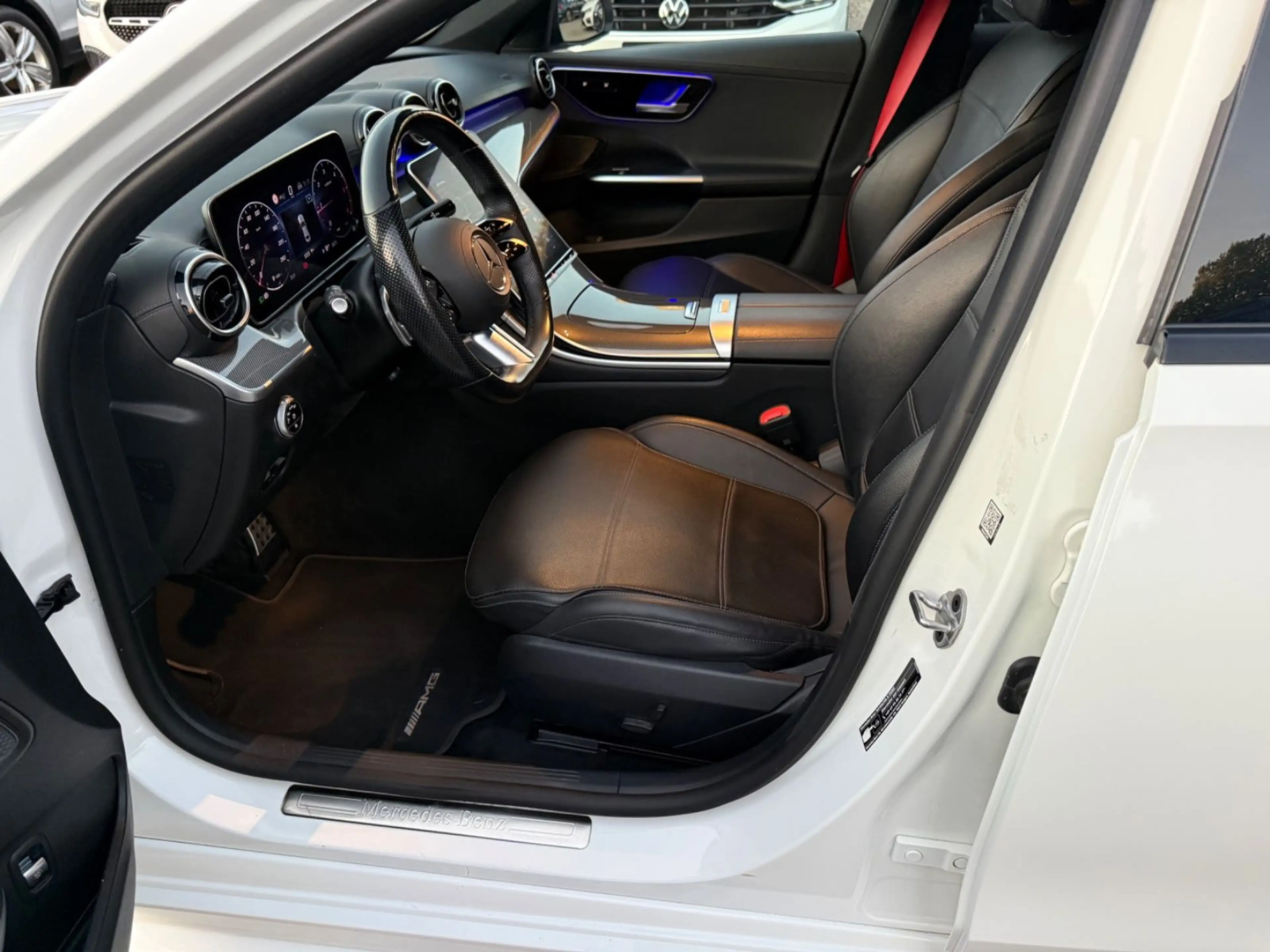 Mercedes-Benz C 220 d LIm.AMG-Line*Pano+Night-Paket+AHK+OLED* — photo 11