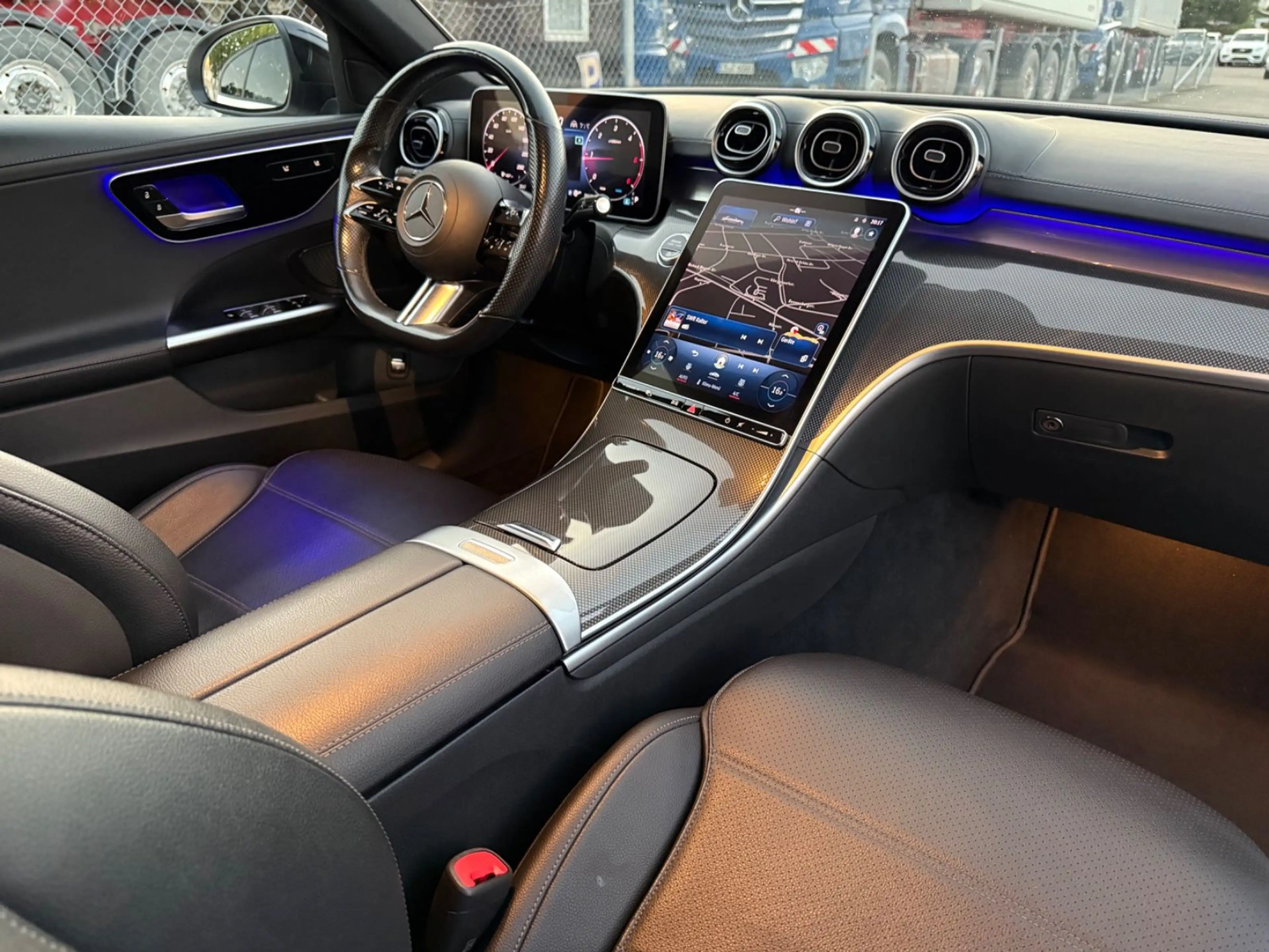 Mercedes-Benz C 220 d LIm.AMG-Line*Pano+Night-Paket+AHK+OLED* — photo 14