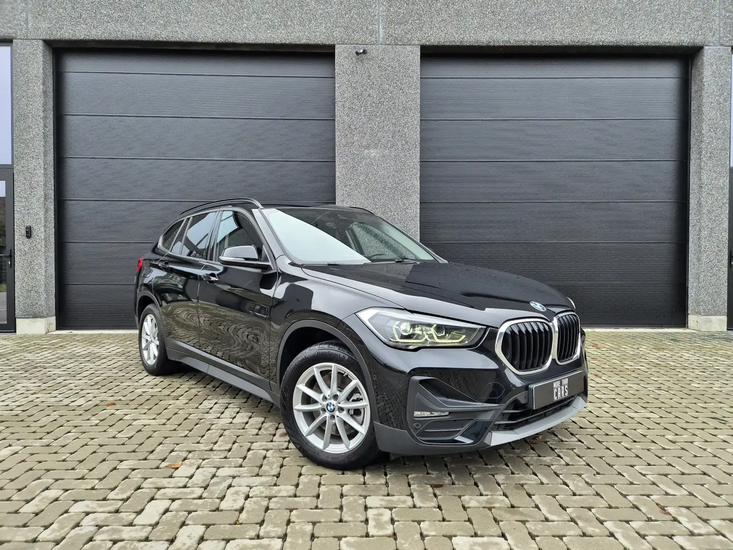 BMW X1 xDrive25e - Harman Kardon-HUD-Keyless-Camera-LED Noir - 1