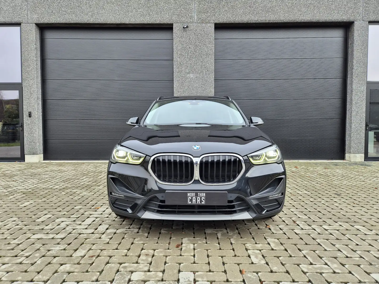 BMW X1 xDrive25e - Harman Kardon-HUD-Keyless-Camera-LED Noir - 2
