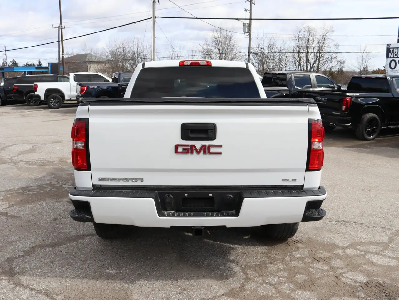 GMC Sierra 1500 снимка GMC Sierra 1500