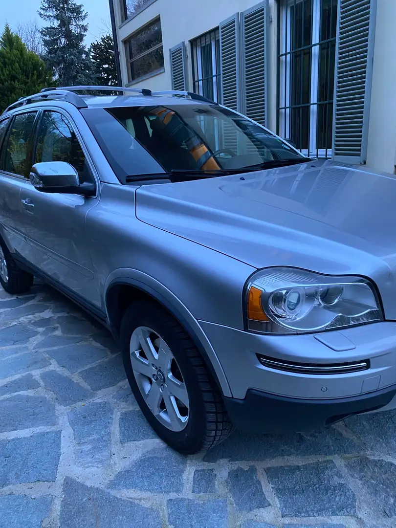 Volvo XC90 2.4 d5 Executive 200cv  geartronic Argent - 1
