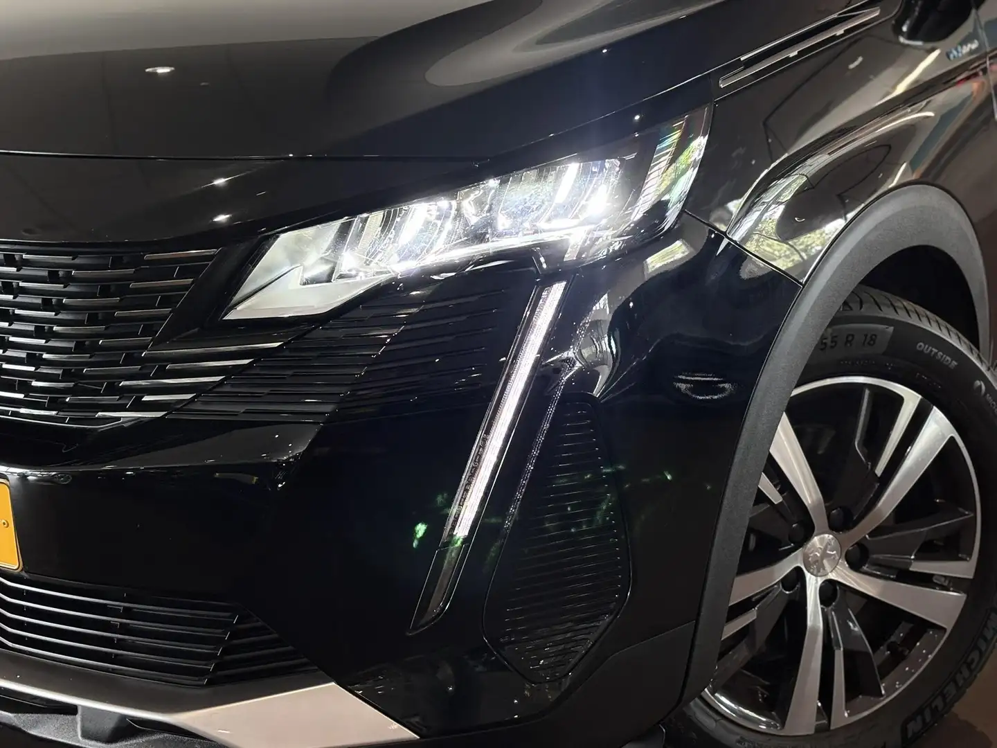 Peugeot 3008 Allure 1.6 PHEV HYbrid 225pk EAT8 | CAMERA | STOEL Zwart - 2