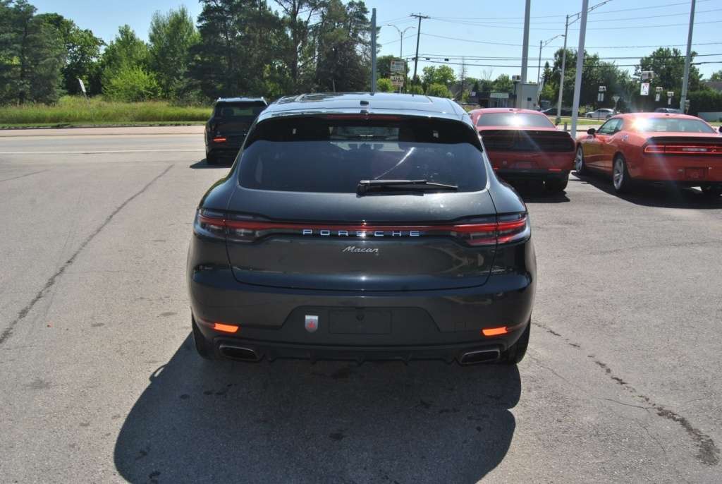2021 Porsche Macan Premium Plus , CPO till Oct 2027 alt 4