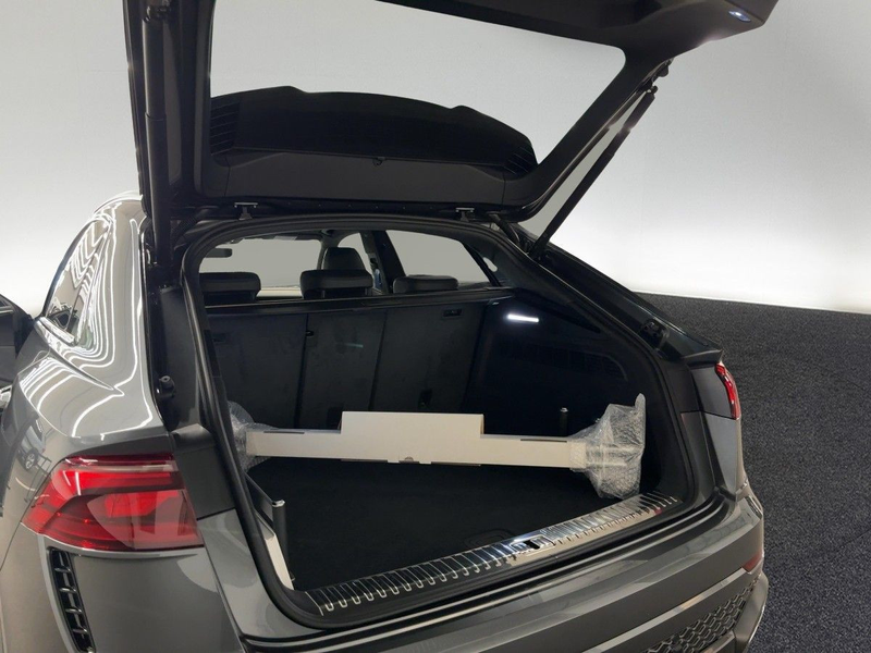 Audi RS Q8 performance tiptronic — photo 7