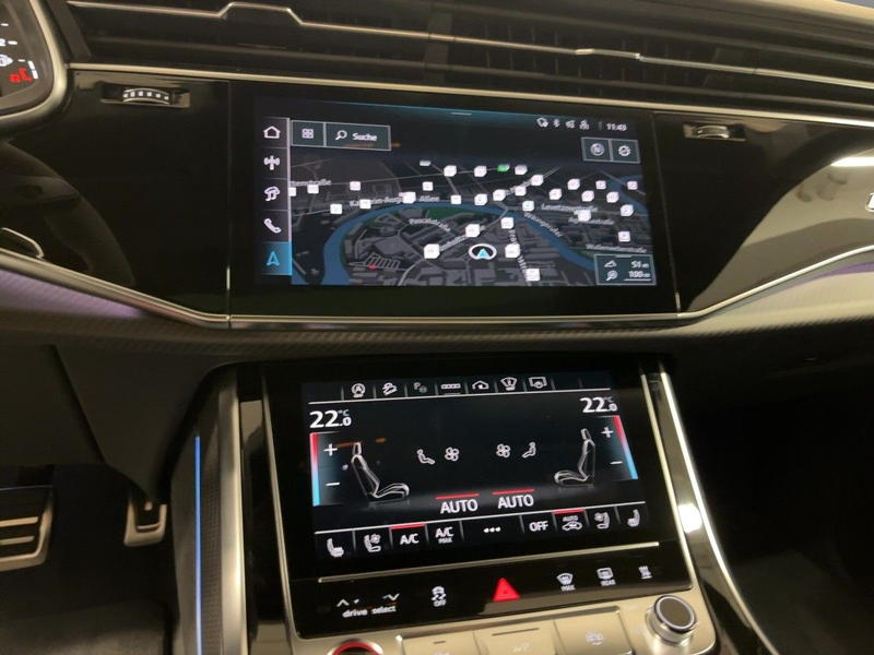 Audi RS Q8 performance tiptronic — photo 12