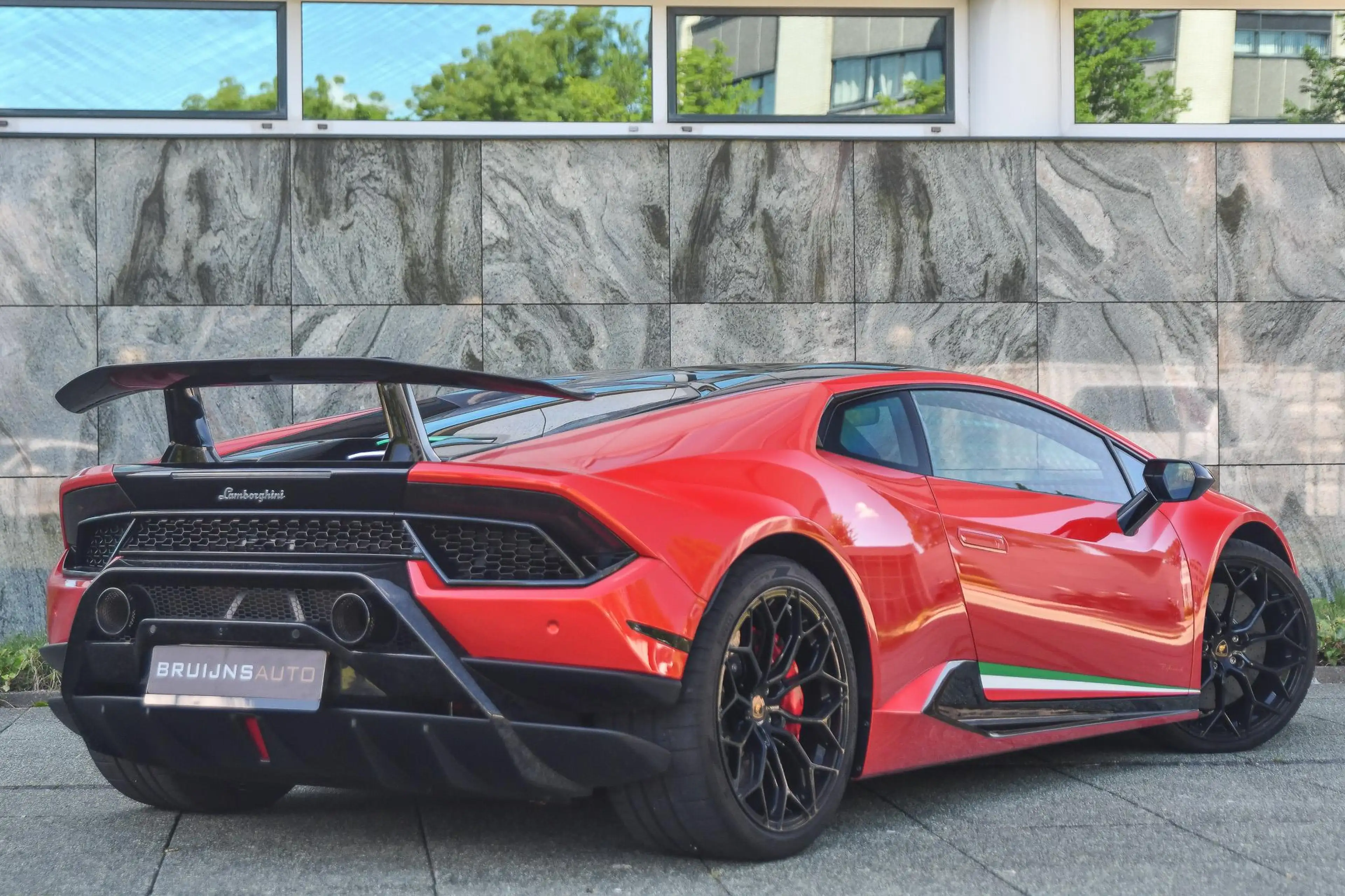 Lamborghini Huracán 5.2 V10 Performante — photo 3