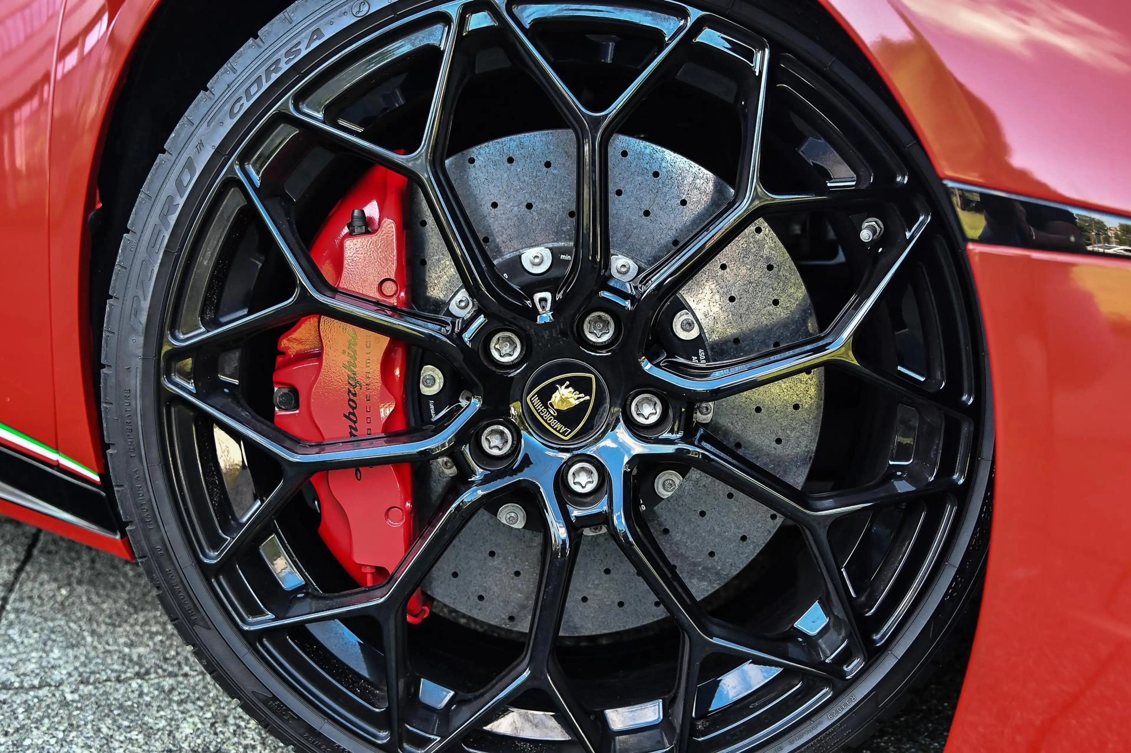 Lamborghini Huracán 5.2 V10 Performante — photo 28