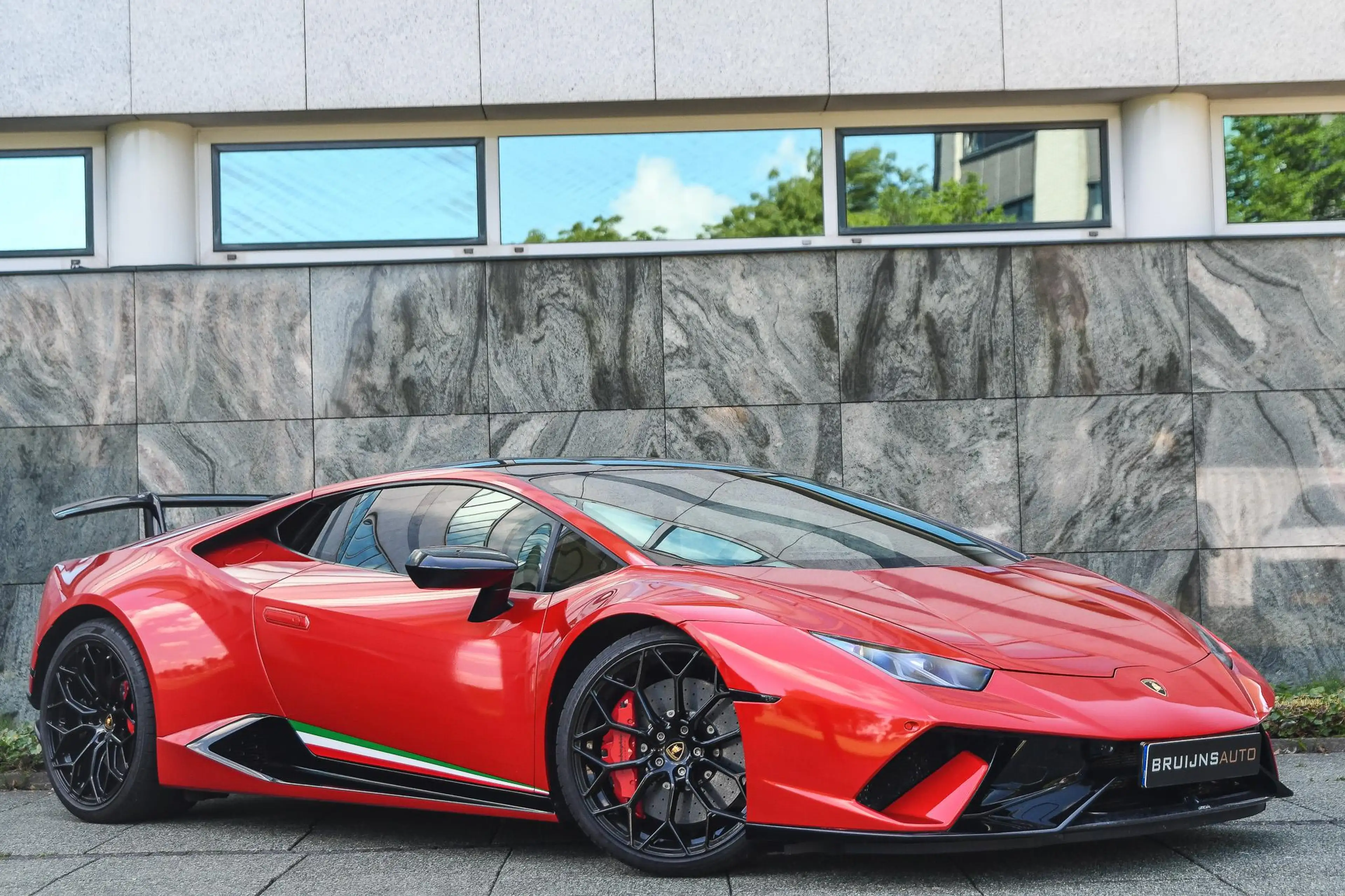 Lamborghini Huracán 5.2 V10 Performante — photo 2