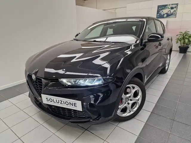 Alfa Romeo Tonale main image