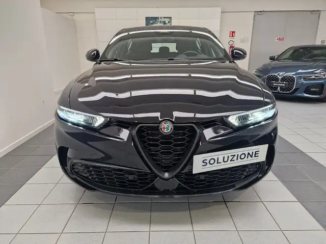 Alfa Romeo Tonale view 8
