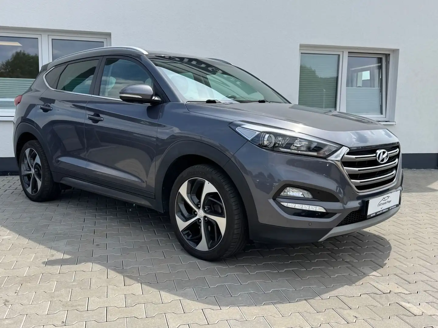 Hyundai TUCSON Style 4WD Gri - 2