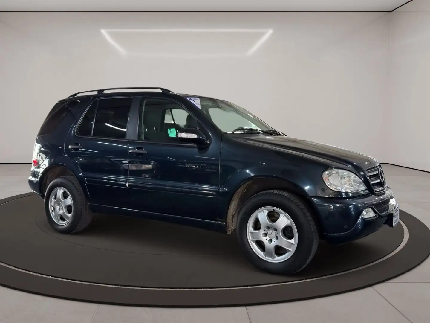 Mercedes-Benz ML 270 CDI Bleu - 1