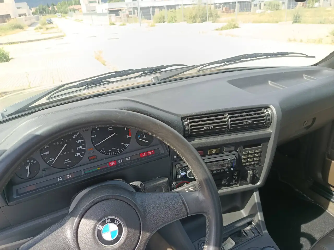 BMW 323i, foto 10