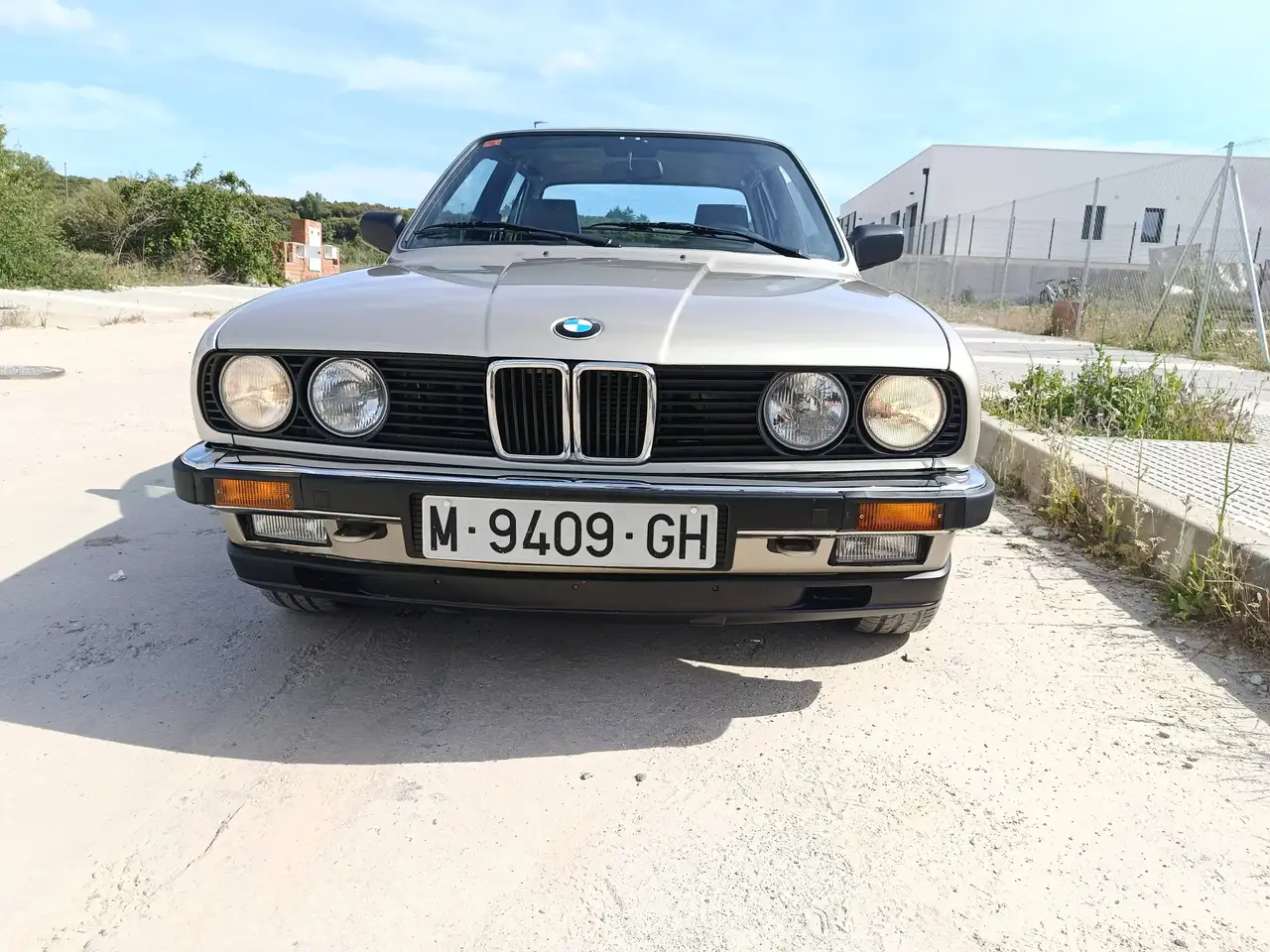 BMW 323i, foto 3