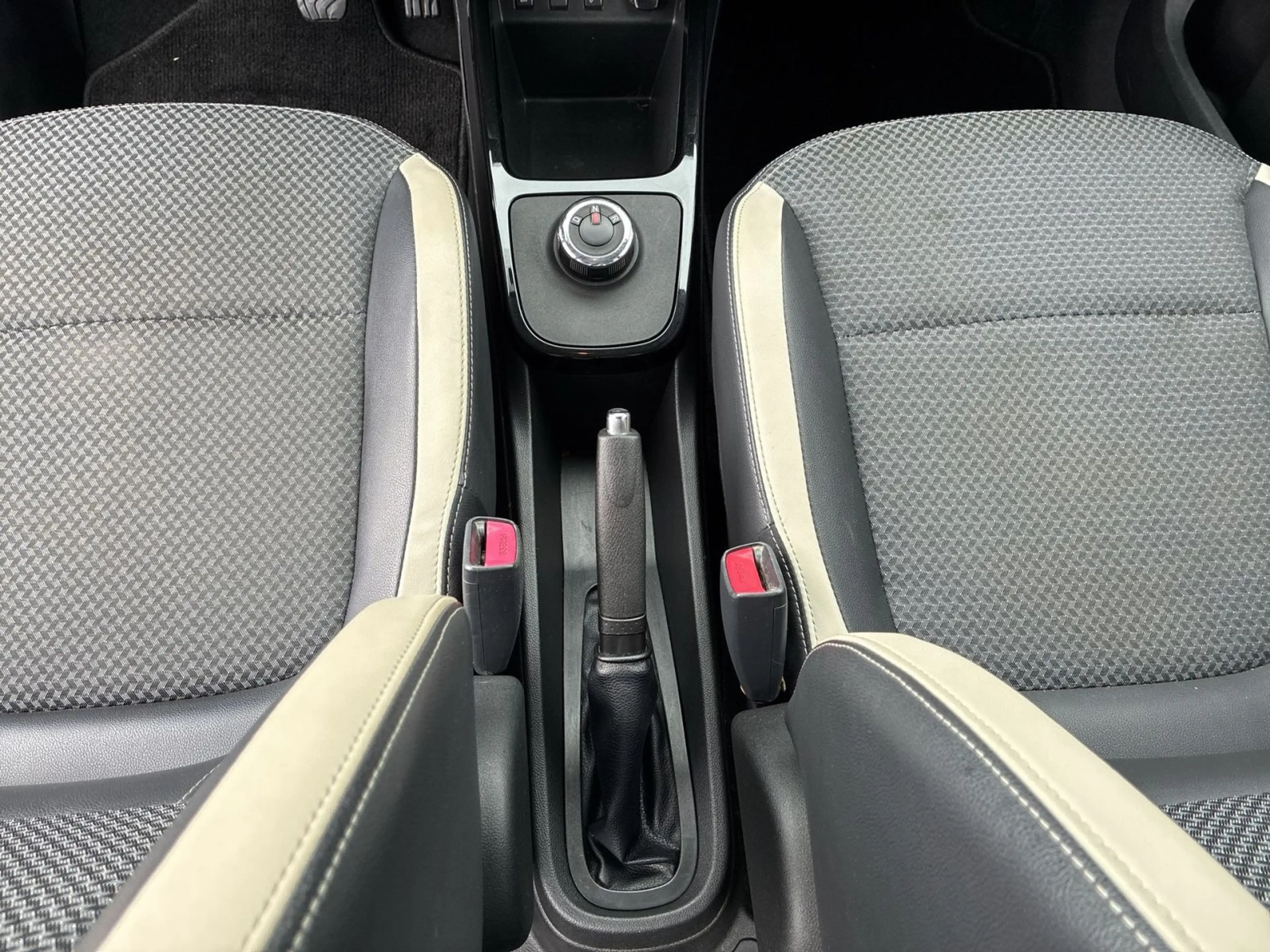 Dacia Spring Electric 45 Essential / CCS — photo 15