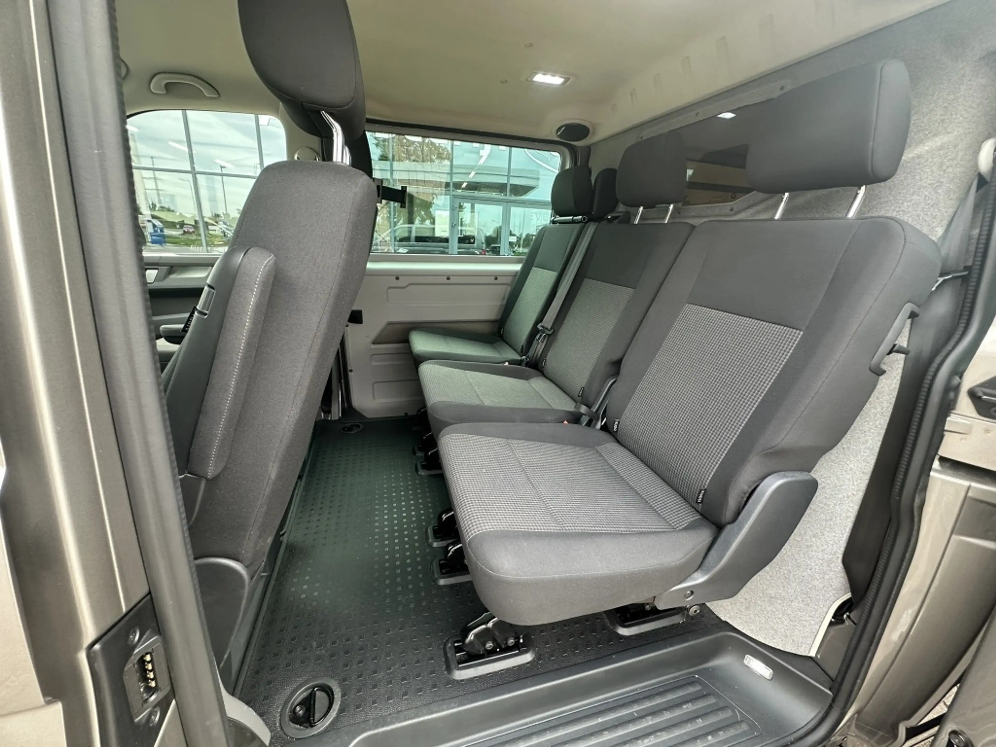 Volkswagen Transporter Volkswagen 2.0 TDI DC Bulli / ACC / Standkachel / — photo 6