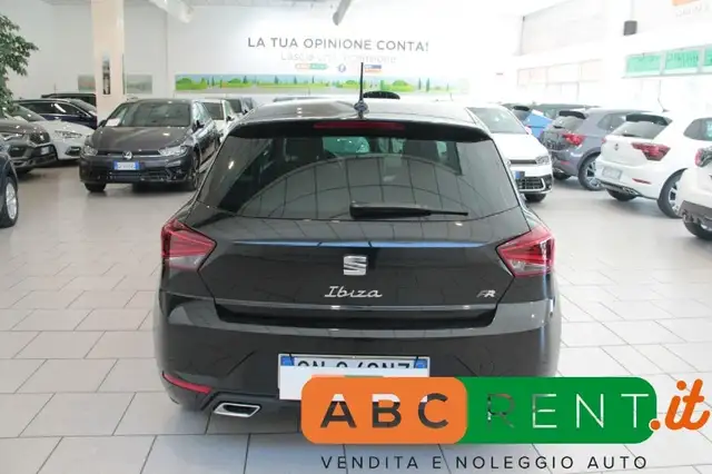 Seat Ibiza view 6