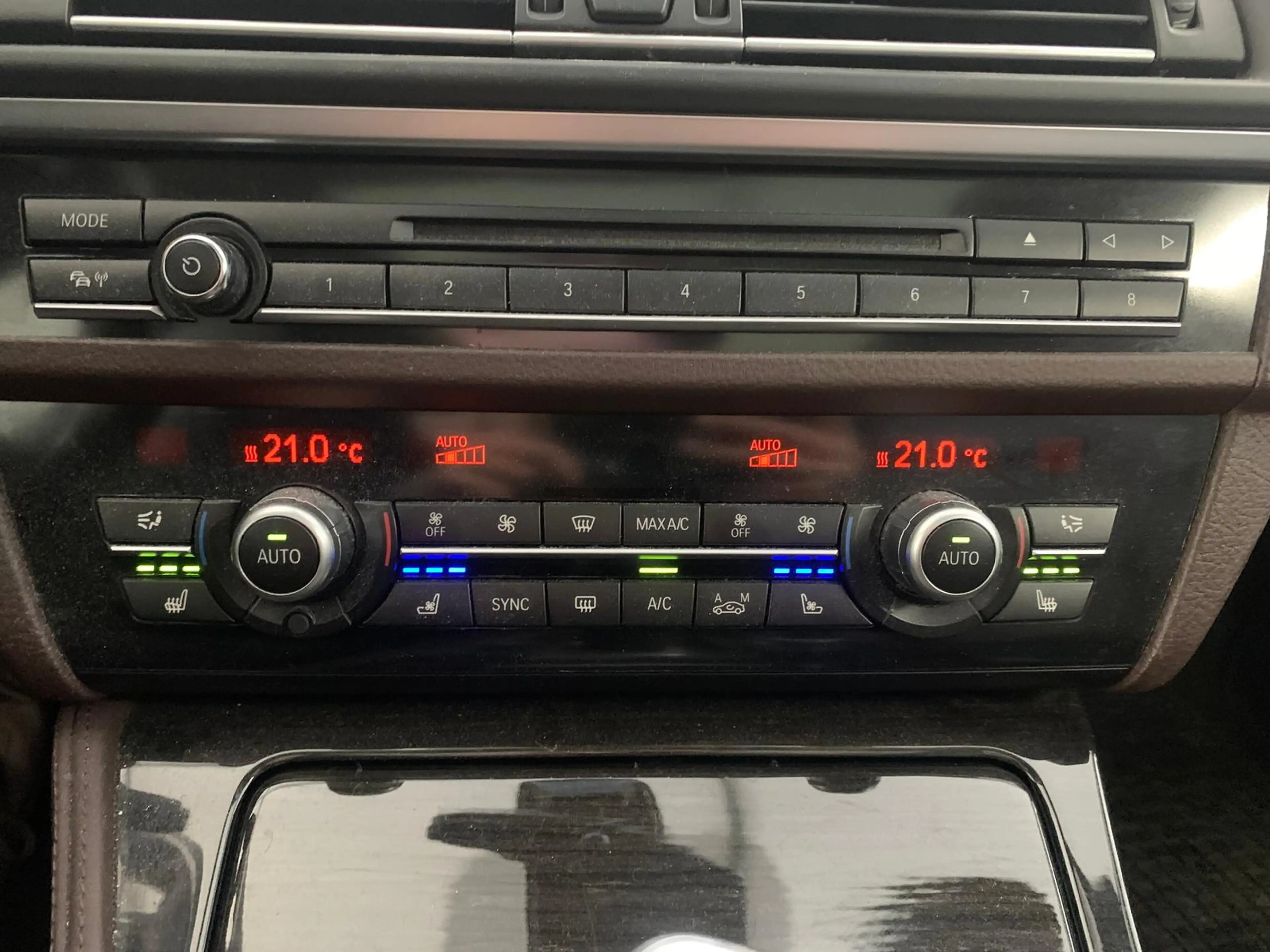 BMW 535 xDr Luxury Nappa HeadUp Panorama DrivingAss+ — photo 15