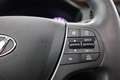 Hyundai i20 1.2 Style Panorama Sitzheizung Tempomat PDC Orange - thumbnail 17