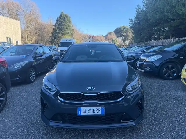 Kia Ceed / cee'd 1.0 t-gdi GT Line 120cv my20