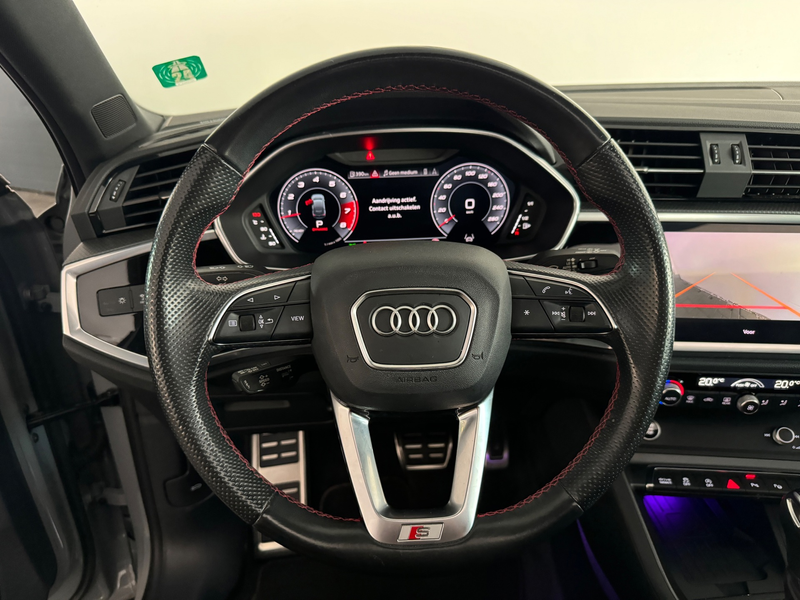 Audi Q3 Sportback 45 TFSI quattro S Edition — photo 6